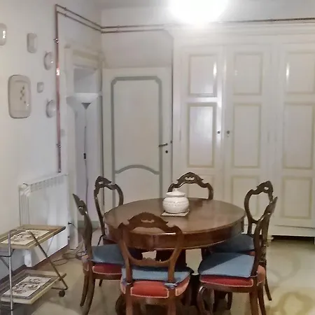Locazione Turistica Giulia Cocquio Trevisago