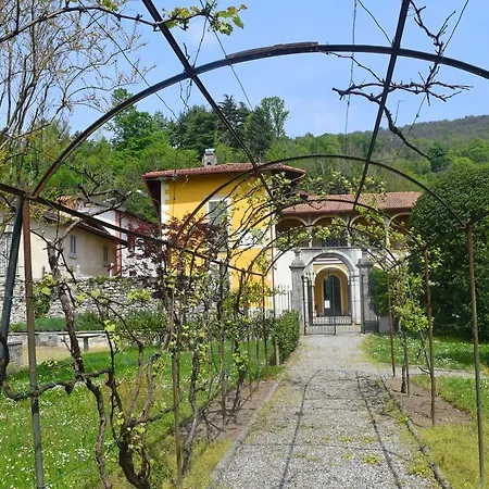 Locazione Turistica Giulia Διαμέρισμα Cocquio Trevisago
